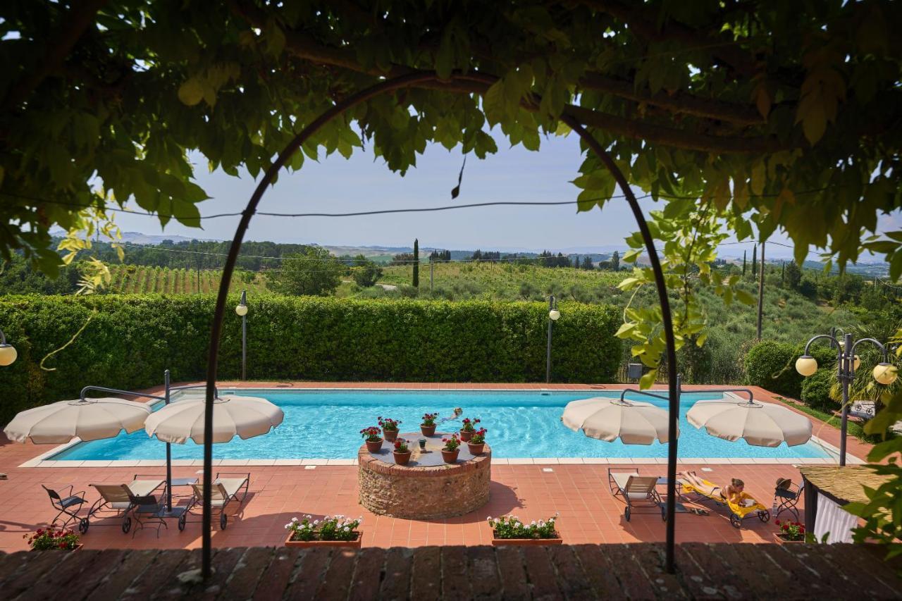 Villa Curina Resort Castelnuovo Berardenga Exterior foto