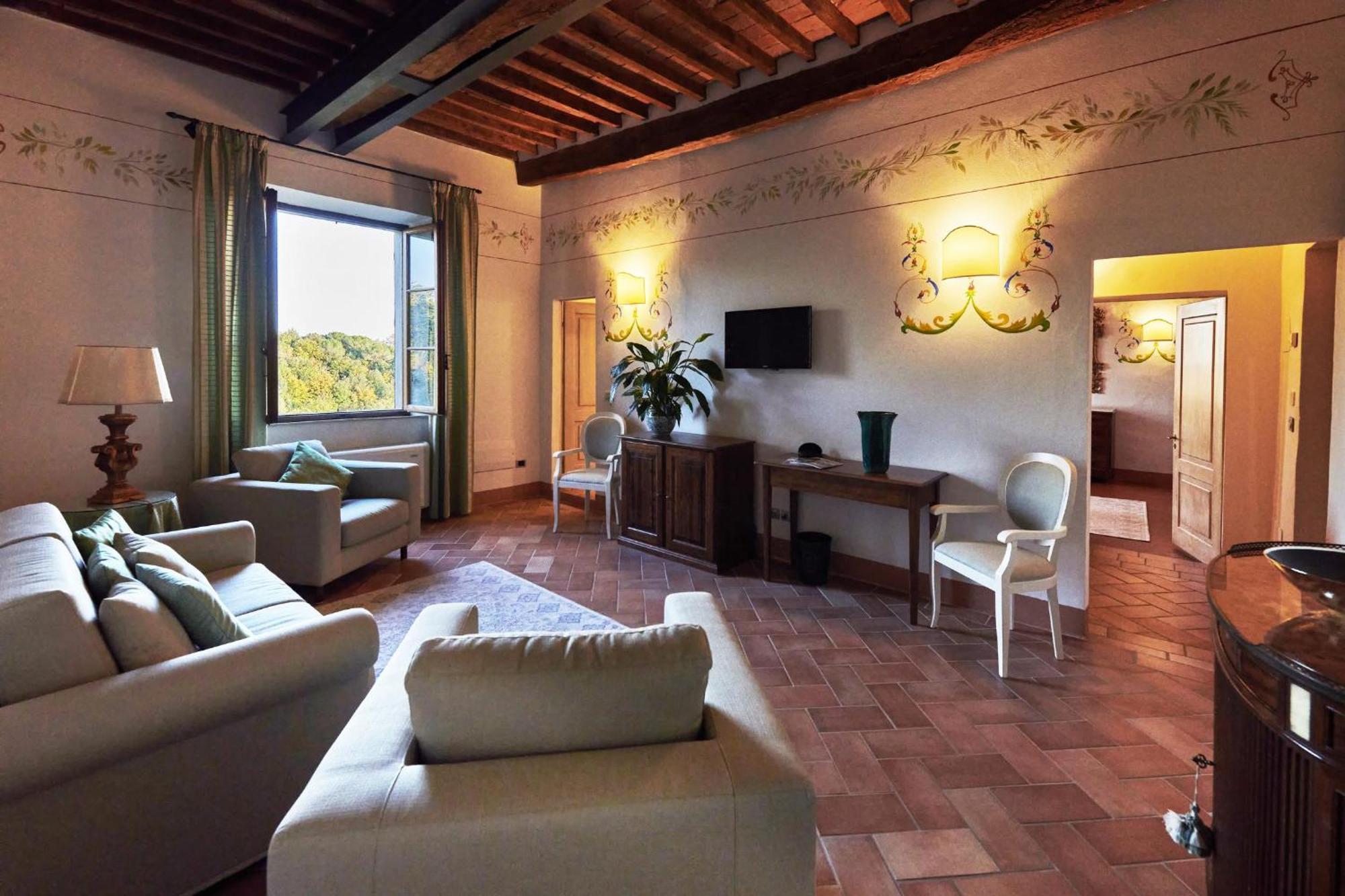 Villa Curina Resort Castelnuovo Berardenga Exterior foto